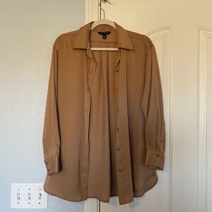 Banana Republic silky blouse. XS.